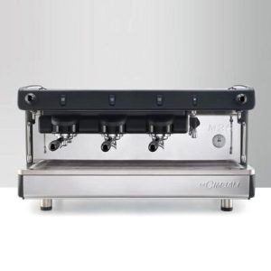 La Cimbali M26 BE C/3 Yarı Otomatik Espresso Kahve Makinesi, 3 Gruplu