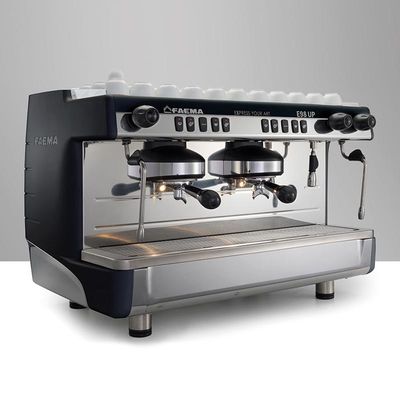Faema E98 Up Tall Cup Full Otomatik Espresso Kahve Makinesi, 2 Gruplu, Siyah - Görsel 2