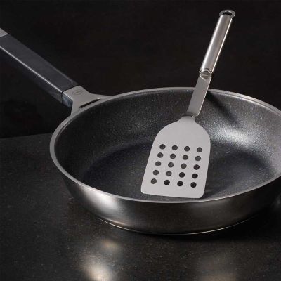 Rösle 10671 Paslanmaz Çelik Delikli Spatula, 12 cm - Görsel 4