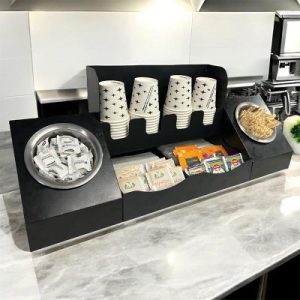 Cafemarkt 4 Bölmeli 16 Oz Karton Bardak 2 Gözlü Karıştırıcı Şeker 2 Bölmeli Çay Standı, 68x20x25 cm, Siyah