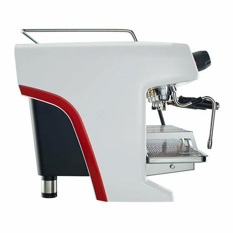 La Cimbali M40 DT/3 Tam Otomatik Turbosteam Espresso Kahve Makinesi, 3 Gruplu, Beyaz - Görsel 3